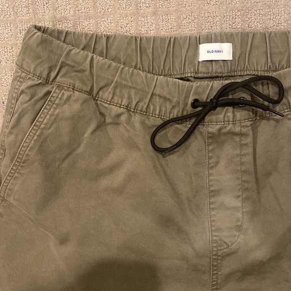 Old Navy Chino Joggers - Picture 2 of 4